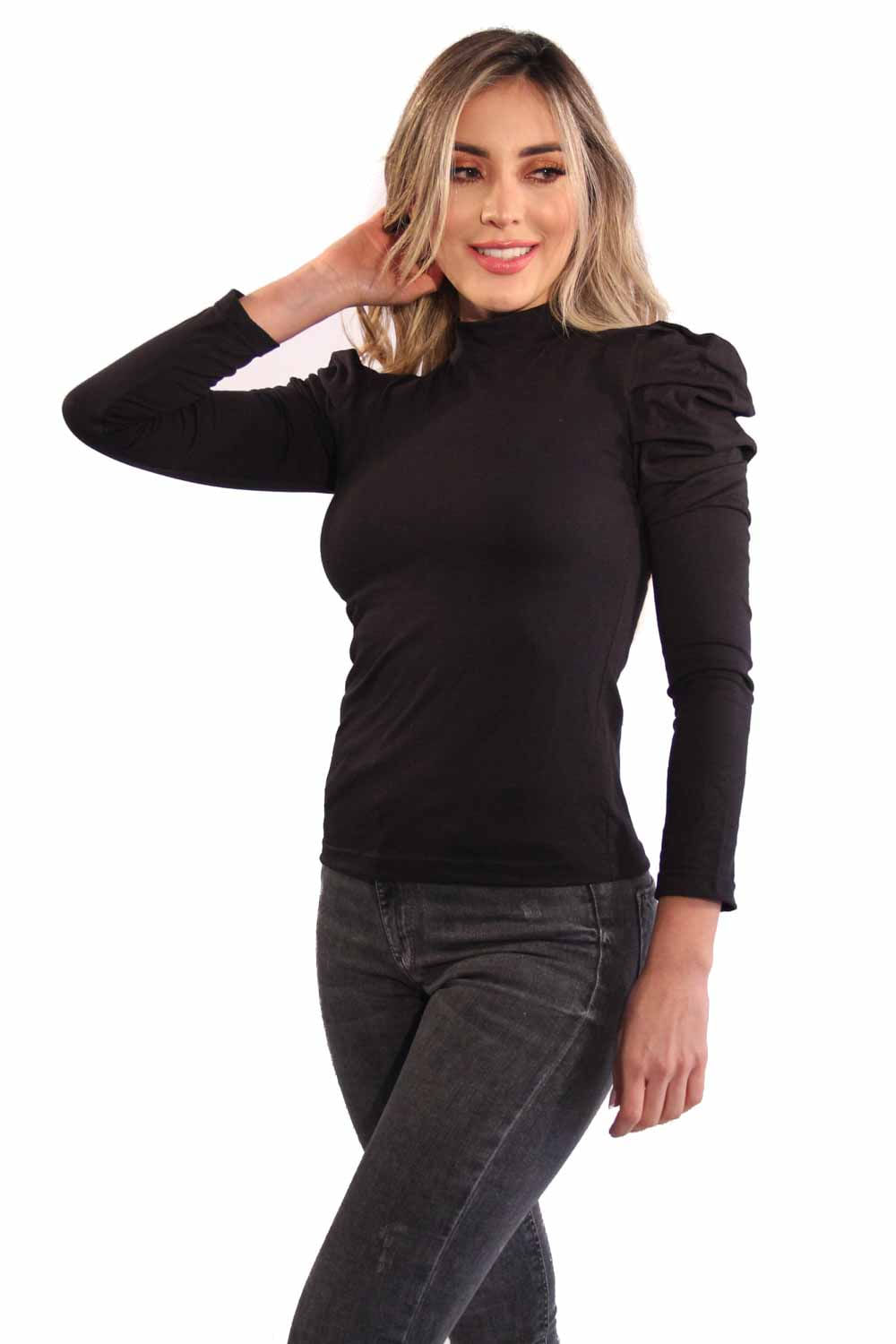 BUZO MUJER CUELLO TORTUGA HOMBROS ALTOS