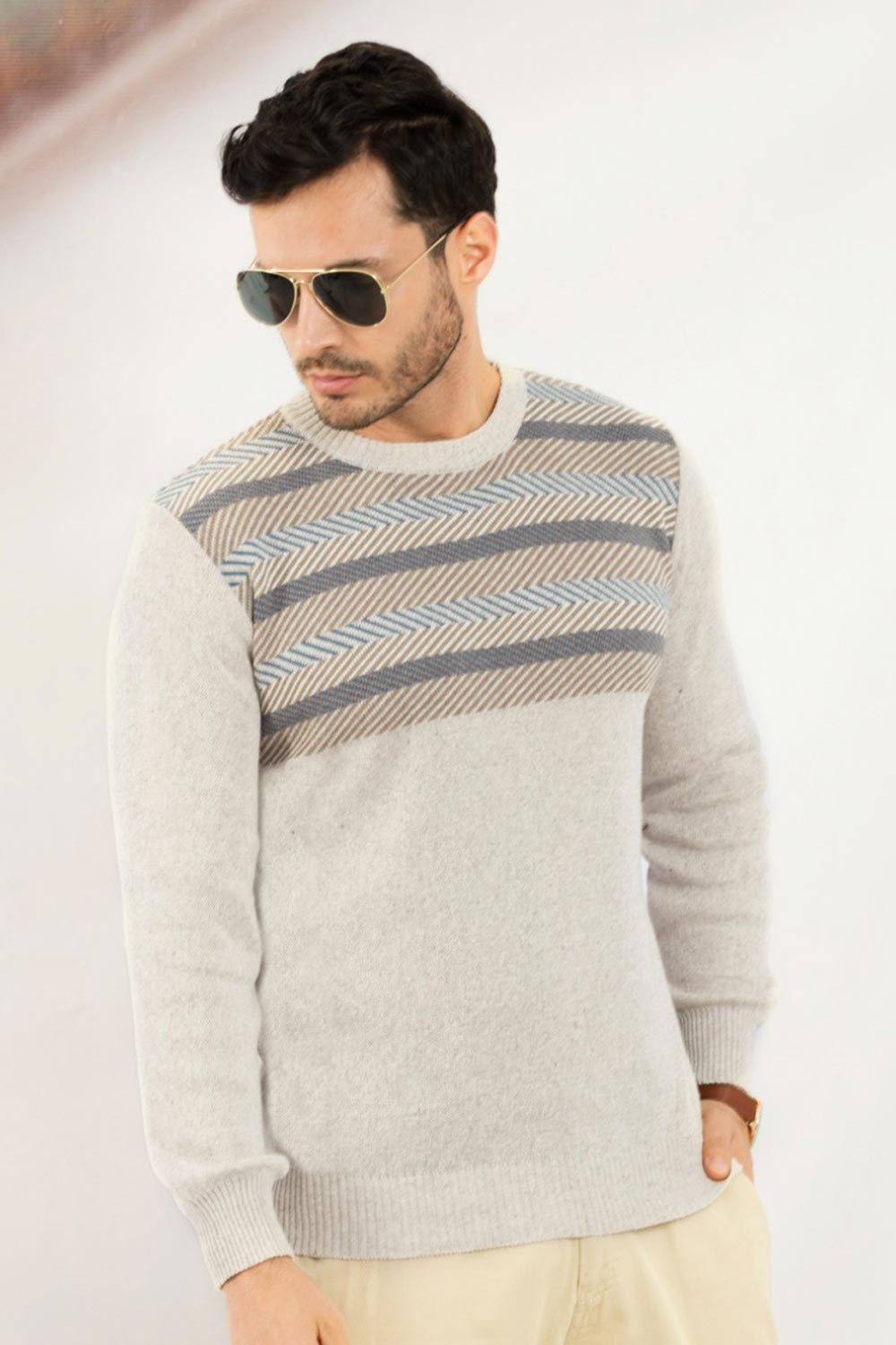BUZO HOMBRE TEJIDO LINEAS DELANTERAS