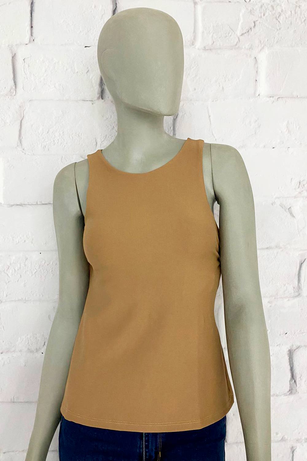 ESQUELETO MUJER CUELLO REDONDO