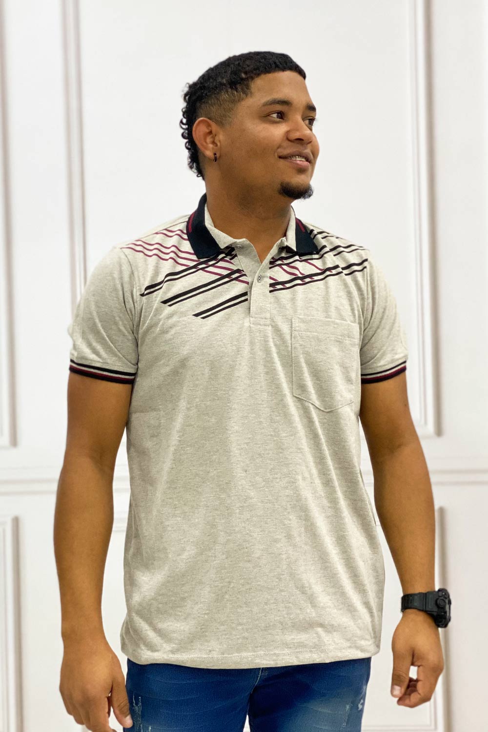CAMISETA HOMBRE POLO ESTAMPADO Y CUELLO VARIABLE