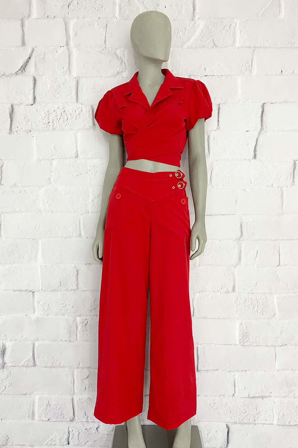 PANTALÓN MUJER DETALLE DELANTERO SILUETA AMPLIA