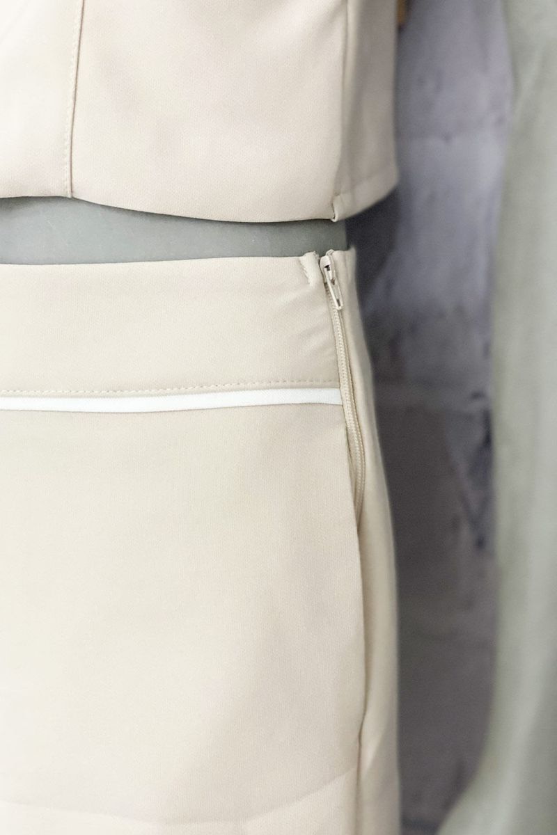 CONJUNTO-MUJER-DYABOO-REF-DF14127CAQUI