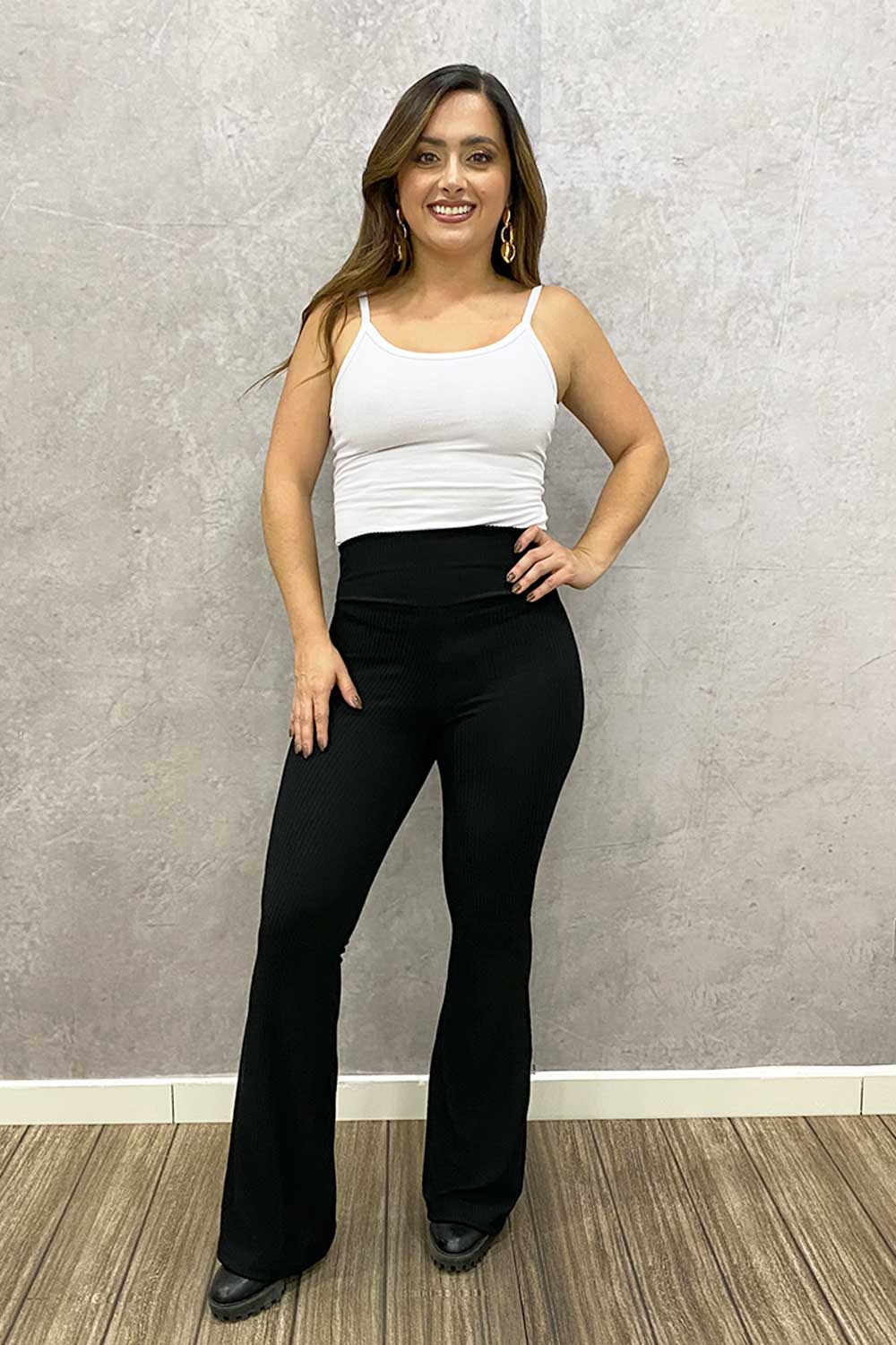 PANTALÓN MUJER TELA ACANALADA TIPO PANA BOTA CAMPANA