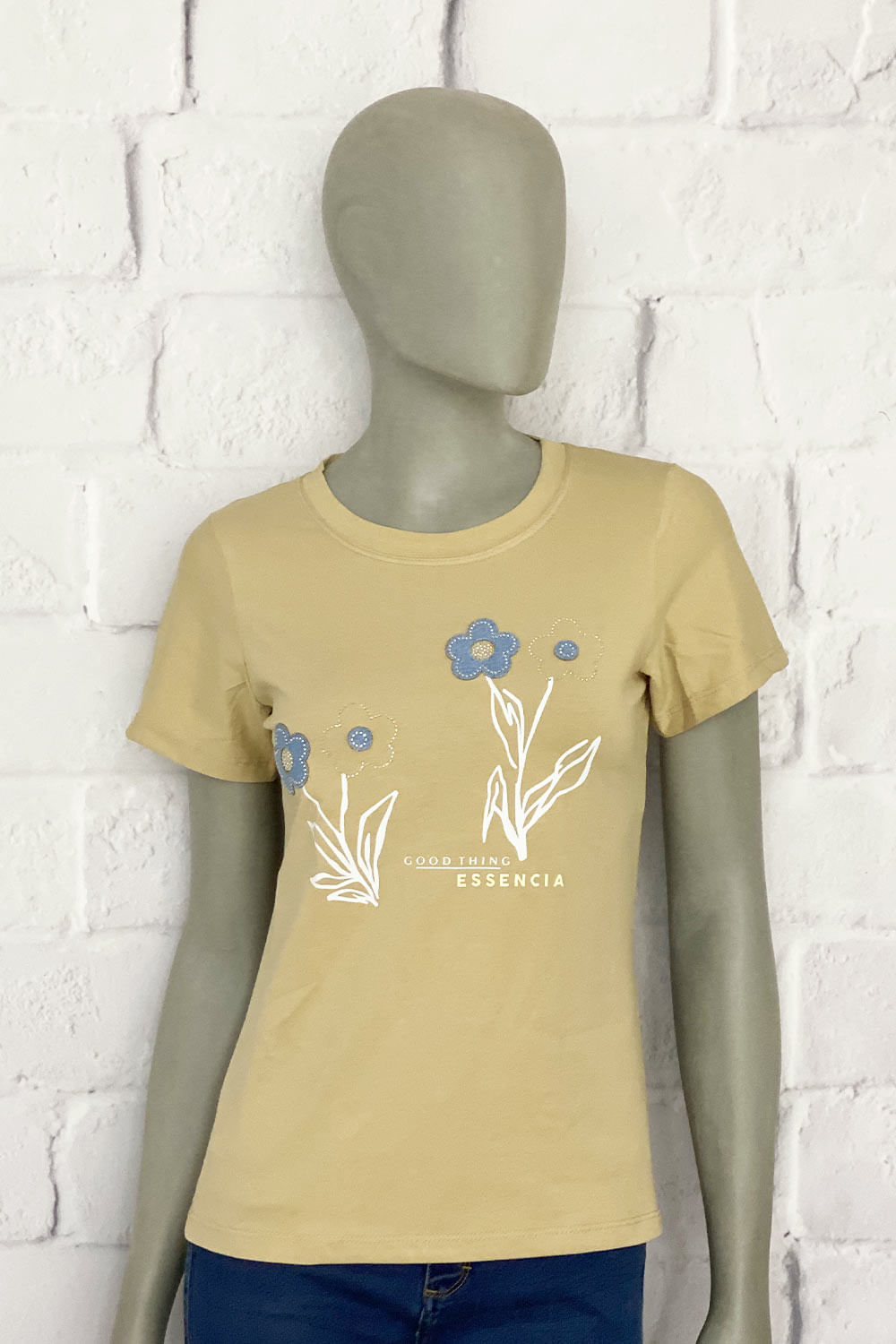 CAMISETA MUJER ESTAMPADO DELANTERO CON DENIM Y BRILLOS