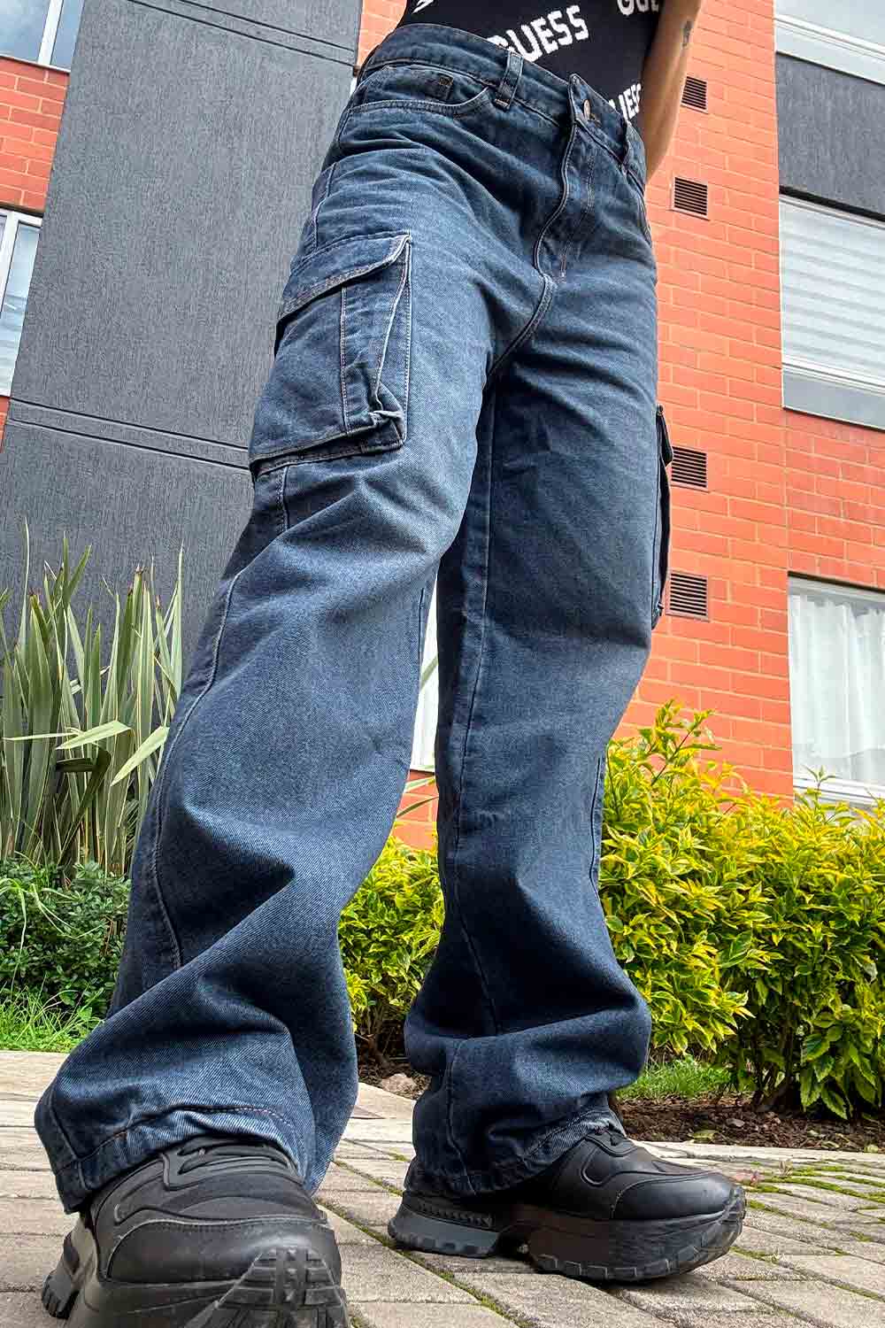 JEAN MUJER CARGO SILUETA AMPLIA