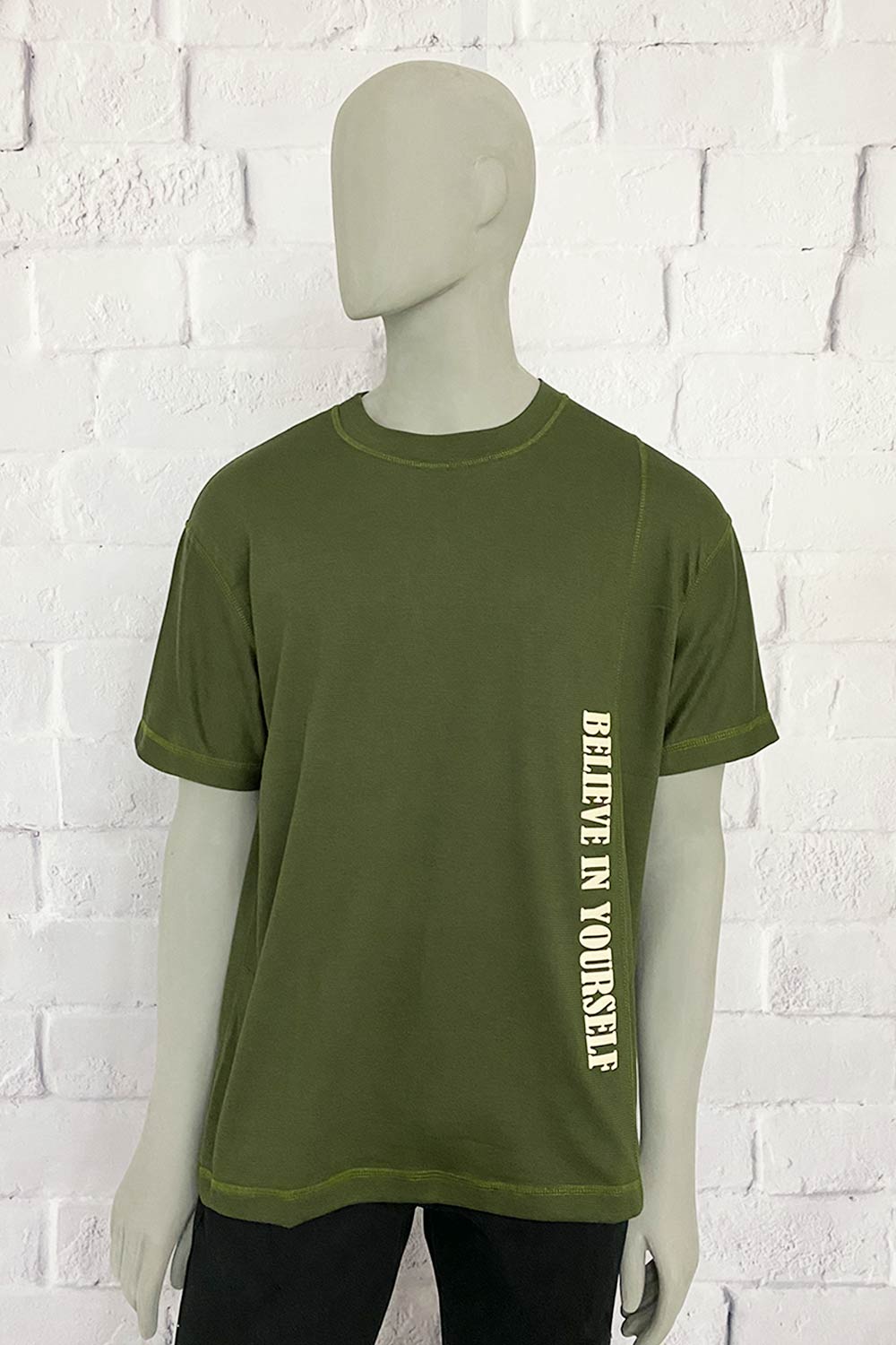 CAMISETA HOMBRE ESTAMPADO DELANTERO TELA CON TEXTURA