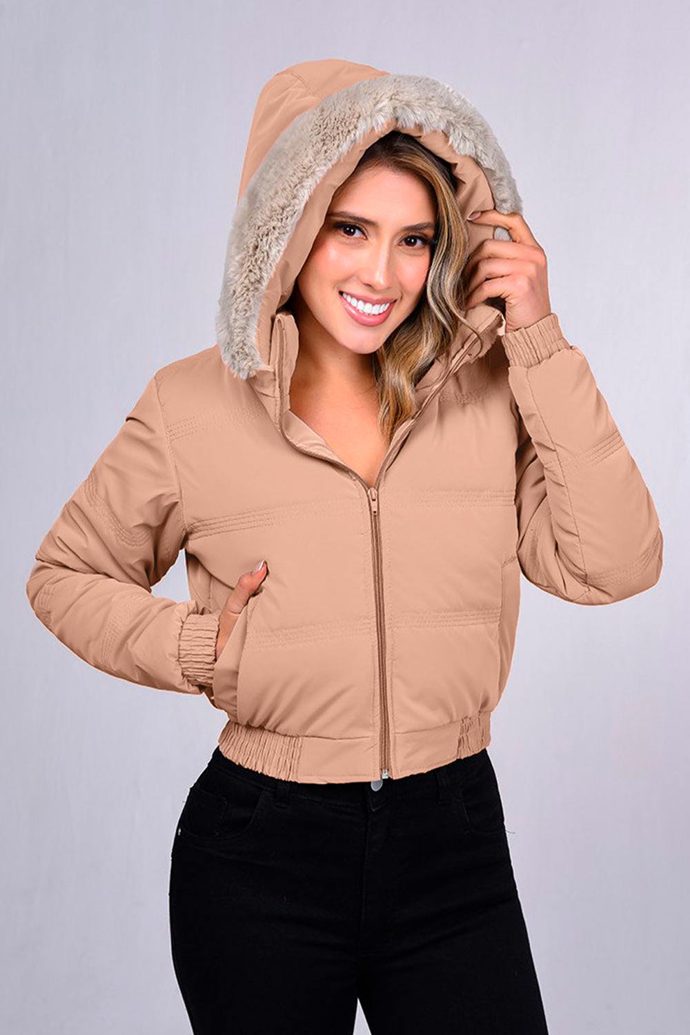 CHAQUETA MUJER CORTA ACOLCHADA