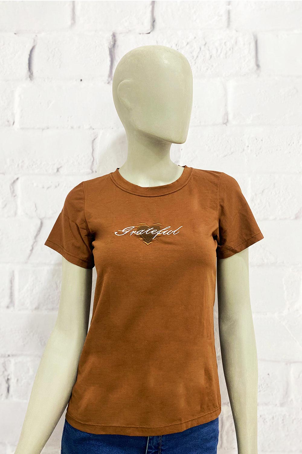 CAMISETA MUJER ESTAMPADO DELANTERO